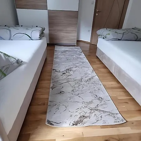 Pyramid Lux Apartman Visoko